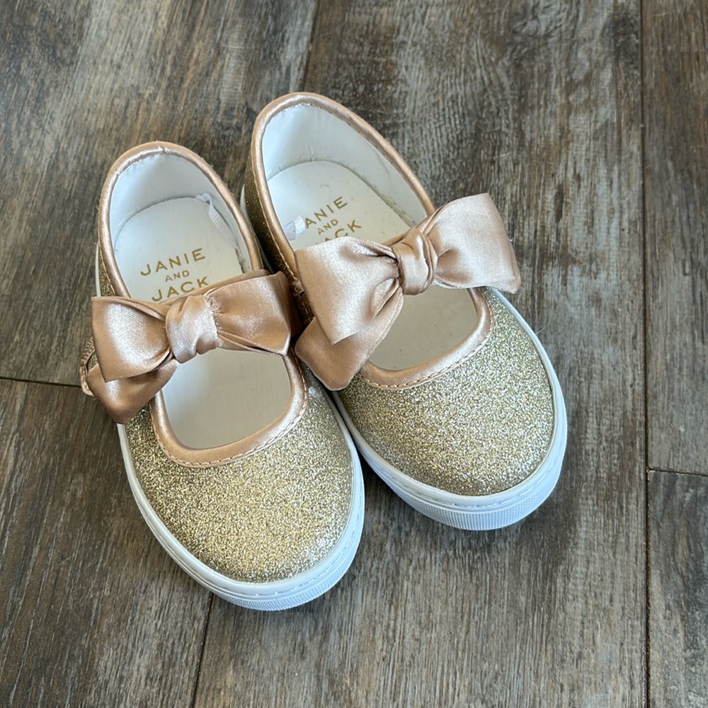 NWOT - Janie & Jack Shoes